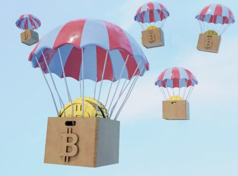 Blockchain in Supply Chain: Challenges and Solutions for Traceability and Transparency