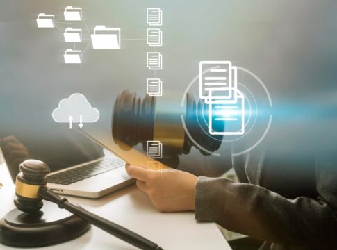 The Role of Cloud Computing in Modern Legal Practice: Transforming Collaboration and Case Data Management