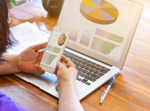 Data Storytelling: Communicating Insights Effectively through Data Visualization