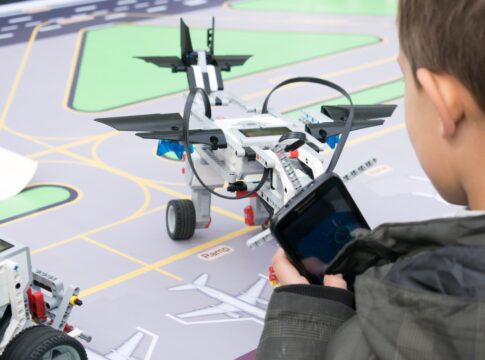 Drone Regulation and Airspace Management: Balancing Safety and Innovation