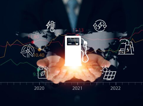 IoT and Energy Management: Optimizing Resource Efficiency and Sustainability