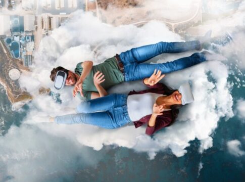 Virtual Reality in Tourism: Immersive Destination Experiences and Virtual Tours