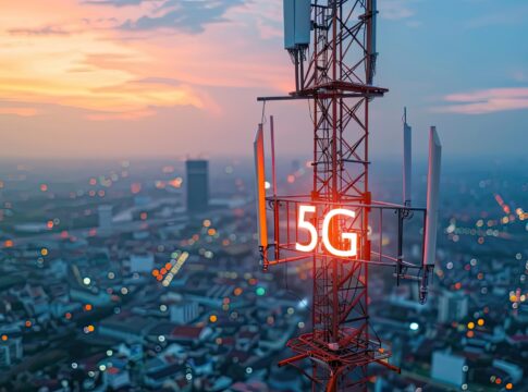 Capitalizing on 5G Connectivity: Comprehensive Strategies and Implementation Plans from CIOs to Harness the Full Potential of Next-Generation Network Technologies