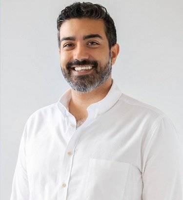 Roham Gharegozlou, Co-Founder & CEO